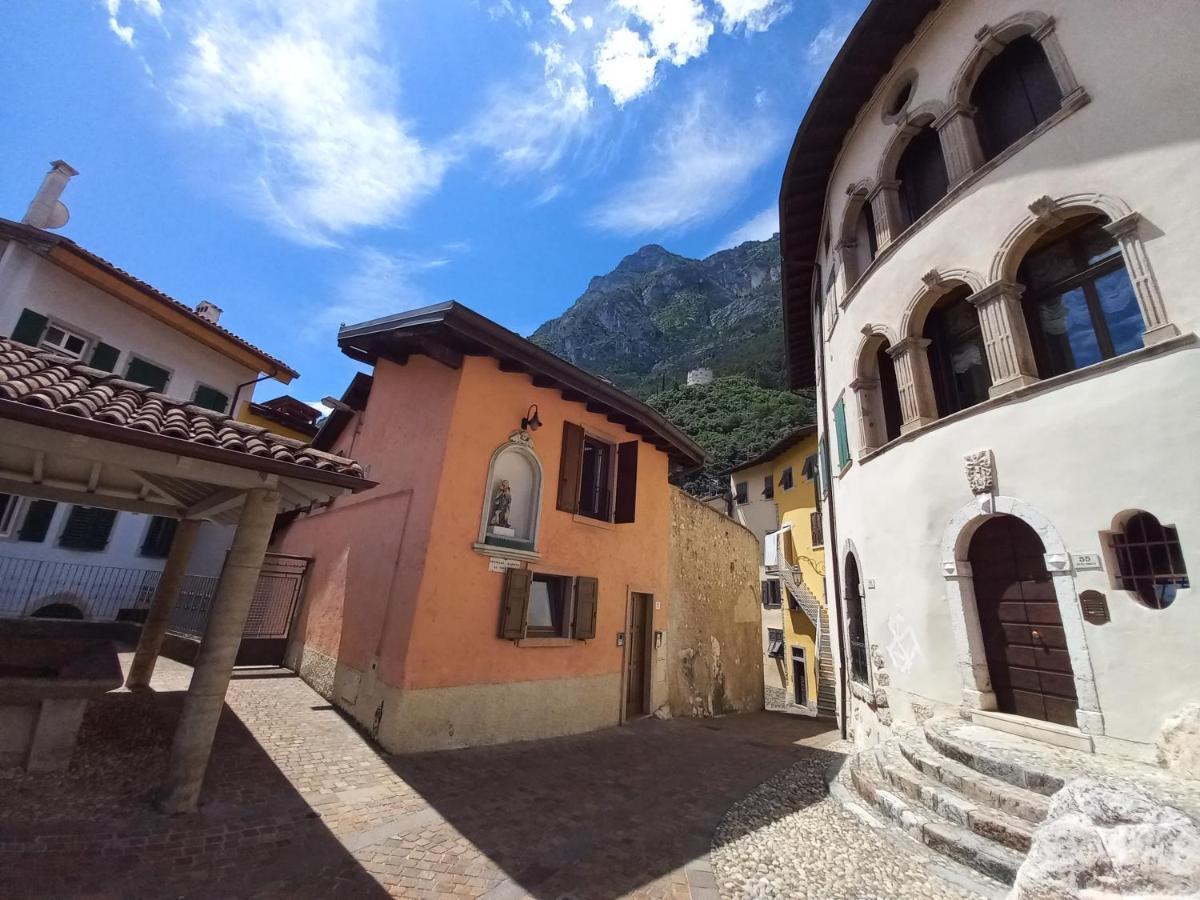 North Lake Riva Apartment, Steps From The Garda Lake Ngoại thất bức ảnh