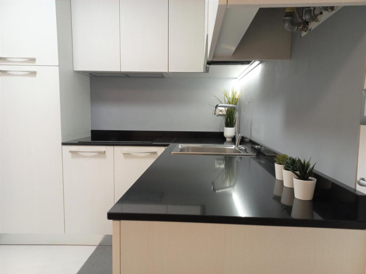 North Lake Riva Apartment, Steps From The Garda Lake Ngoại thất bức ảnh