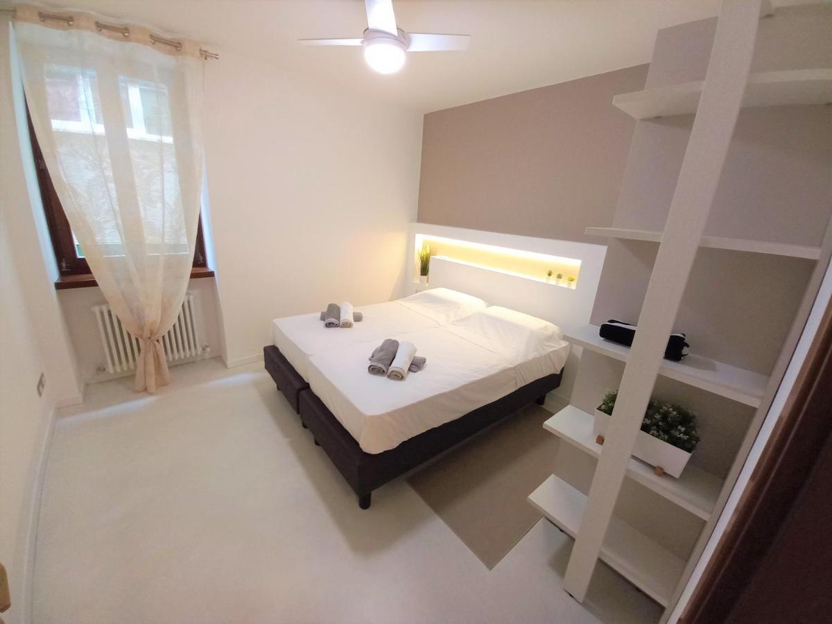 North Lake Riva Apartment, Steps From The Garda Lake Ngoại thất bức ảnh